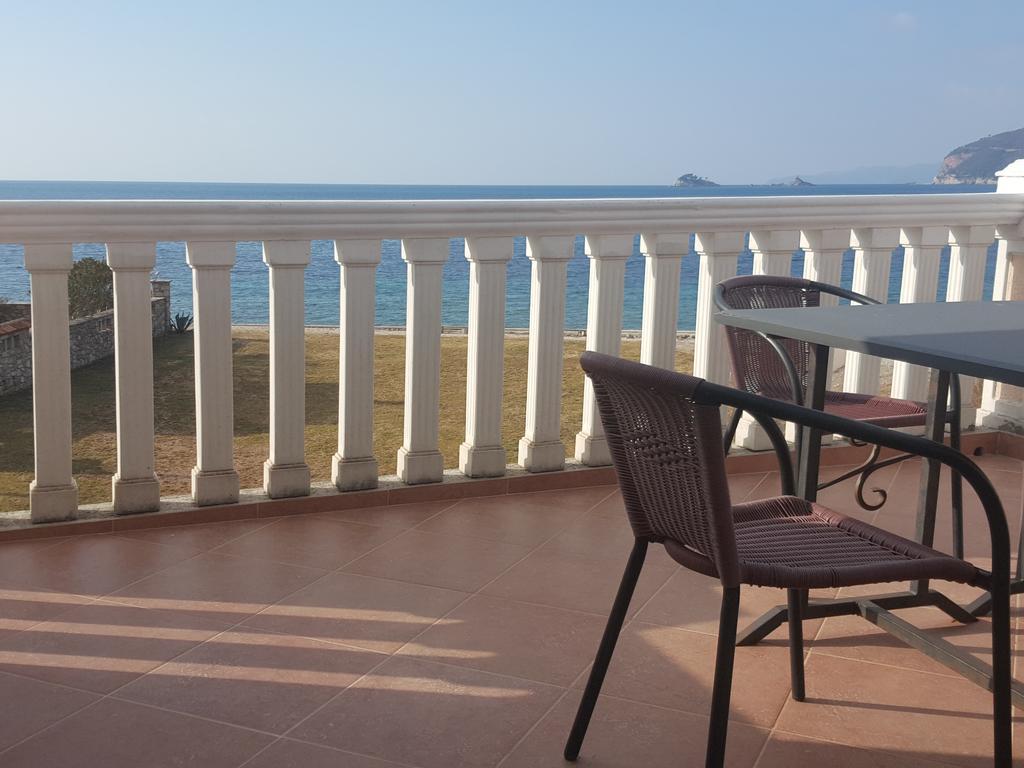 Buljarica Bay Apartments Petrovac Ngoại thất bức ảnh