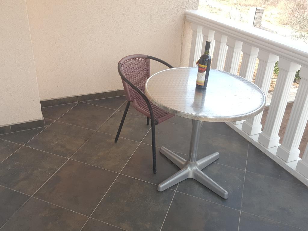 Buljarica Bay Apartments Petrovac Ngoại thất bức ảnh